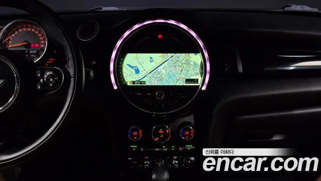 Mini Cooper 2015 — фото 15