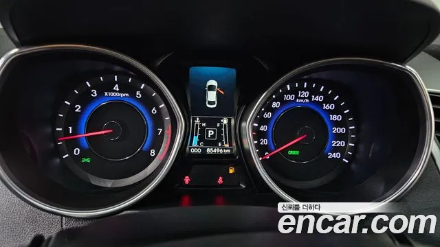 Hyundai AVANTE 2016 — фото 11