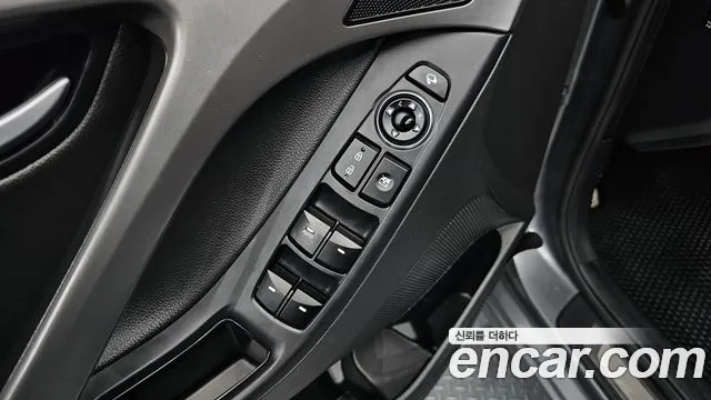 Hyundai AVANTE 2016 — фото 19