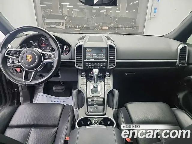 Porsche Cayenne 2015 — фото 7