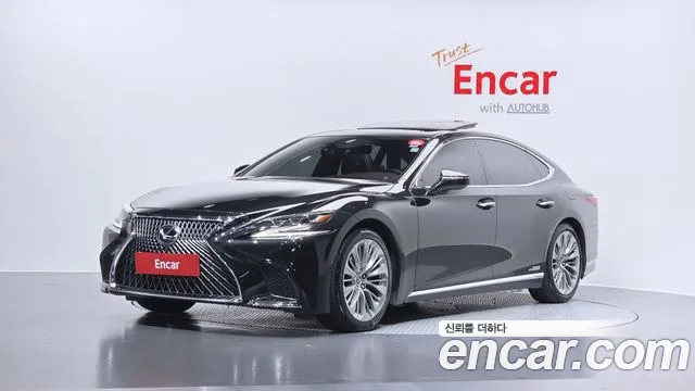 Lexus LS 2018 — фото 1