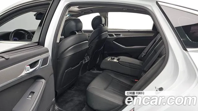 Hyundai Genesis 2015 — фото 18