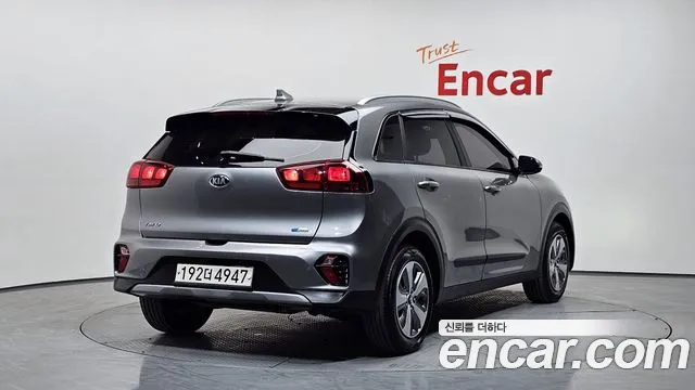 Kia Niro 2020 — фото 2