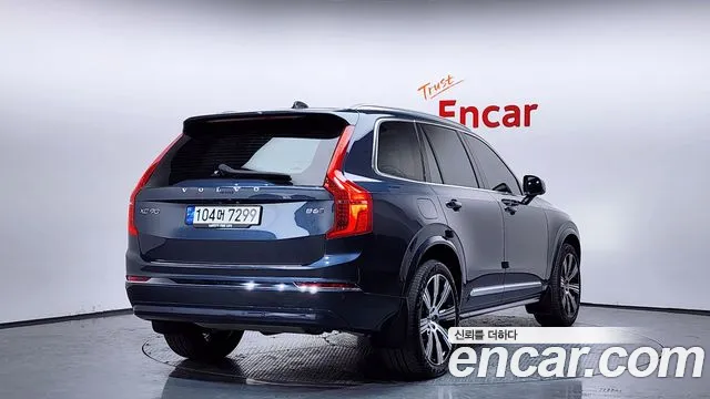Volvo XC90 2023 — фото 2