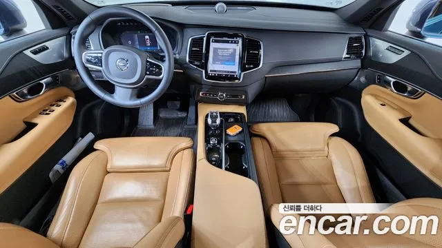 Volvo XC90 2023 — фото 10