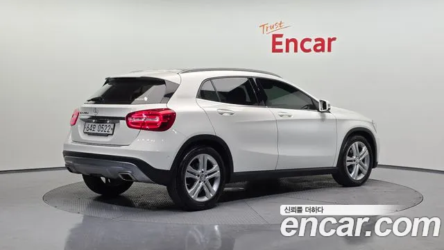 Mercedes-Benz GLA-Class 2016 — фото 2
