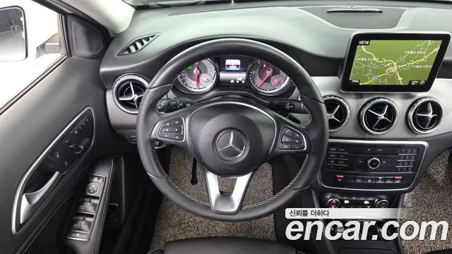 Mercedes-Benz GLA-Class 2016 — фото 13