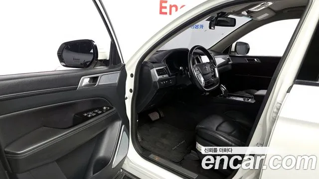 KG_Mobility_Ssangyong Rexton 2022 — фото 13