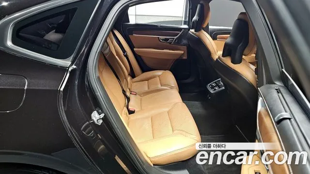Volvo S90 2017 — фото 11