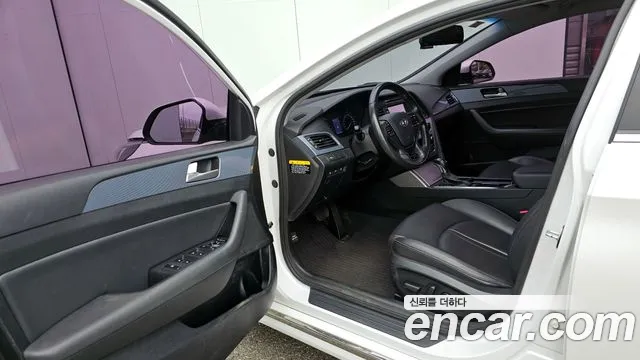 Hyundai Sonata 2016 — фото 10