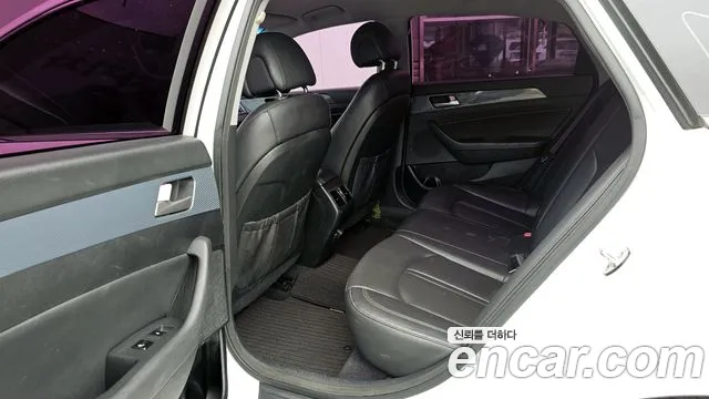 Hyundai Sonata 2016 — фото 11