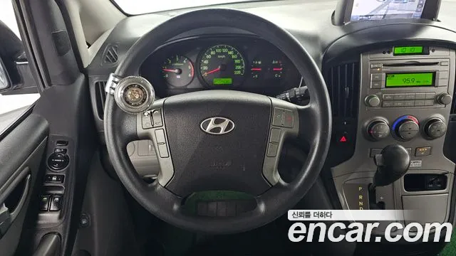 Hyundai Starex 2013 — фото 13