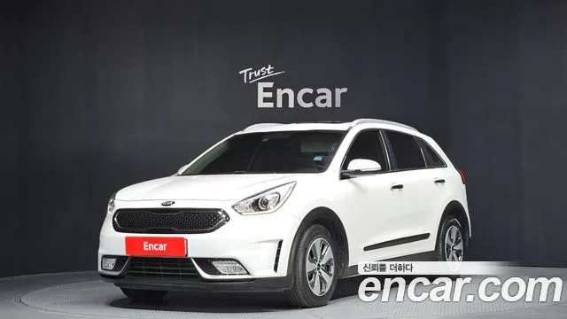 Kia Niro 2018 — фото 1