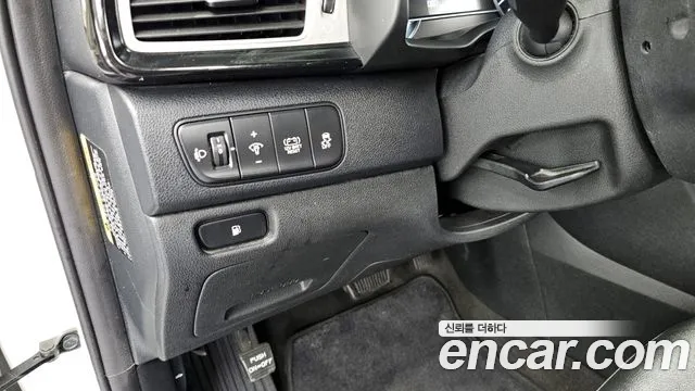 Kia Niro 2018 — фото 16