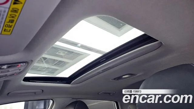 Kia Niro 2018 — фото 18
