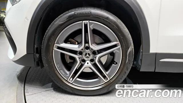 Mercedes-Benz GLA-Class 2022 — фото 5
