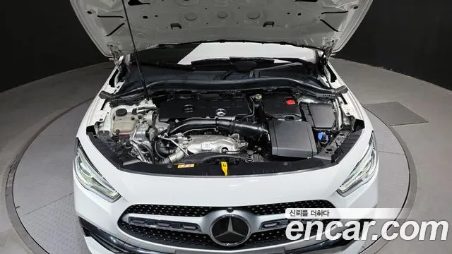 Mercedes-Benz GLA-Class 2022 — фото 6