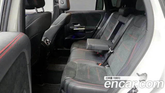 Mercedes-Benz GLA-Class 2022 — фото 18