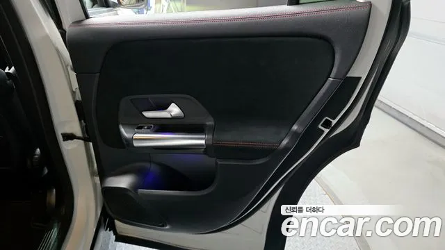 Mercedes-Benz GLA-Class 2022 — фото 15