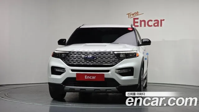 Ford Explorer 2020 — фото 3