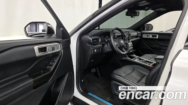 Ford Explorer 2020 — фото 13