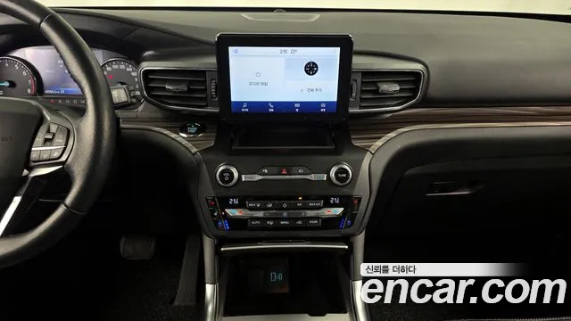 Ford Explorer 2020 — фото 19