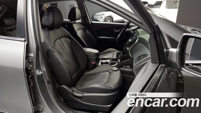 Hyundai Tucson 2015 — фото 11