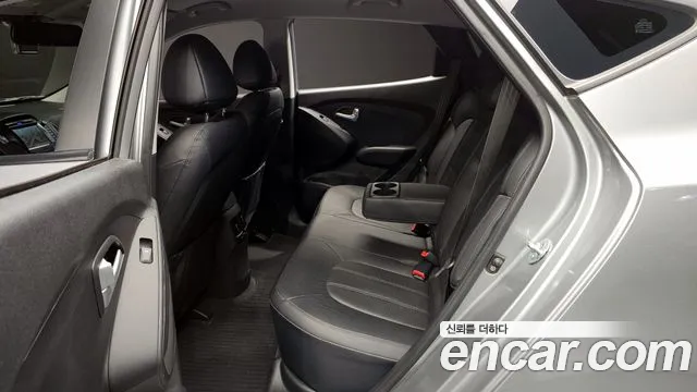 Hyundai Tucson 2015 — фото 12
