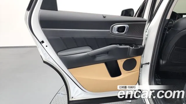 Kia Sorento 2023 — фото 14