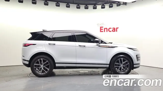 Land Rover Range Rover Evoque 2025 — фото 6