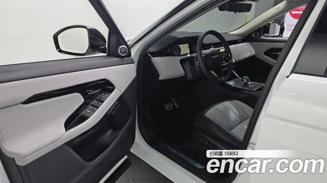 Land Rover Range Rover Evoque 2025 — фото 11