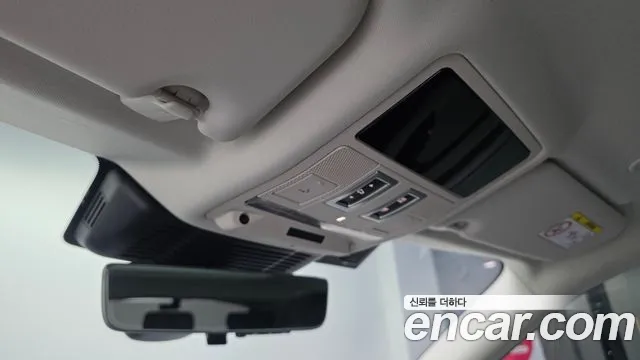 Land Rover Range Rover Evoque 2025 — фото 16