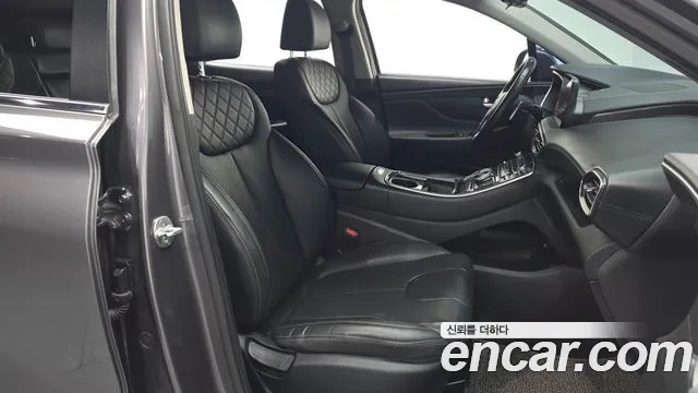 Hyundai Santafe 2021 — фото 18