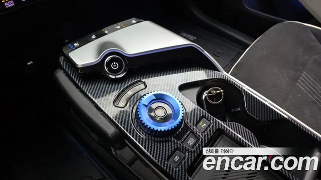 Kia EV6 2023 — фото 9