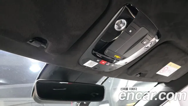 Kia EV6 2023 — фото 18