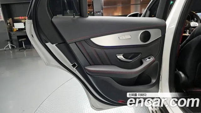 Mercedes-Benz GLC-Class 2022 — фото 15