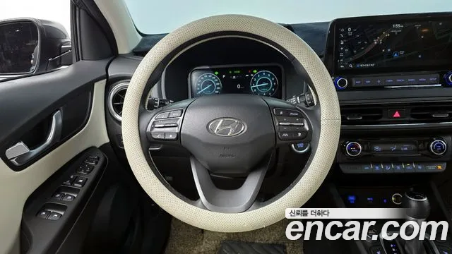 Hyundai Kona 2023 — фото 18