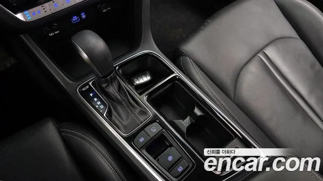 Hyundai Sonata 2019 — фото 12