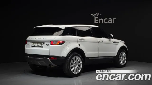 Land Rover Range Rover Evoque 2016 — фото 2
