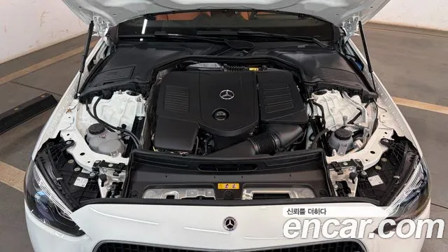 Mercedes-Benz C-Class 2025 — фото 6
