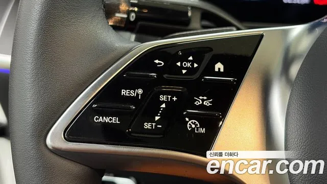 Mercedes-Benz C-Class 2025 — фото 20