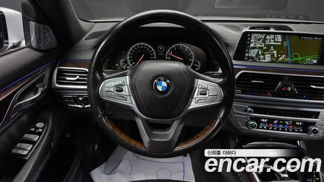 BMW 7-Series 2016 — фото 13