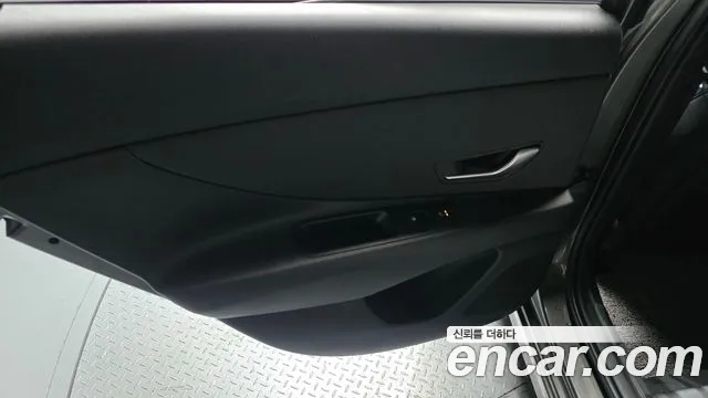 Hyundai AVANTE 2025 — фото 15