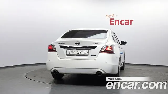Nissan Altima 2014 — фото 4