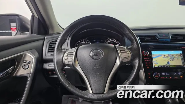 Nissan Altima 2014 — фото 16