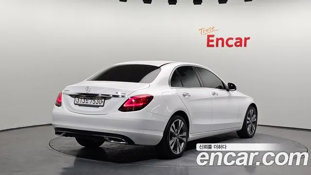 Mercedes-Benz C-Class 2021 — фото 2