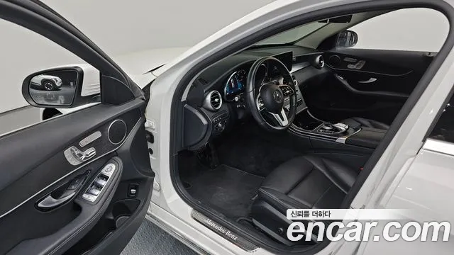 Mercedes-Benz C-Class 2021 — фото 10