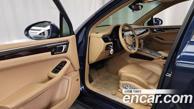 Porsche Macan 2015 — фото 10