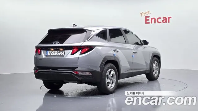 Hyundai Tucson 2023 — фото 2