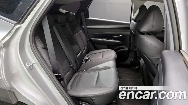 Hyundai Tucson 2023 — фото 16